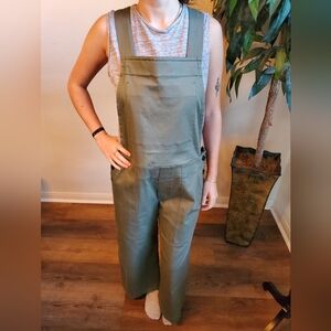 WE-AR4 Overalls XS Olive Ankle Wide Leg Relaxed Cropped Made In USA NEW